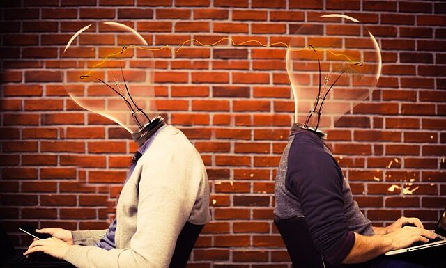 W jaki sposób przedsiębiorstwa mogą okazywać solidarność społeczna? W jaki sposób przedsiębiorstwa mogą okazywać solidarność społeczna?